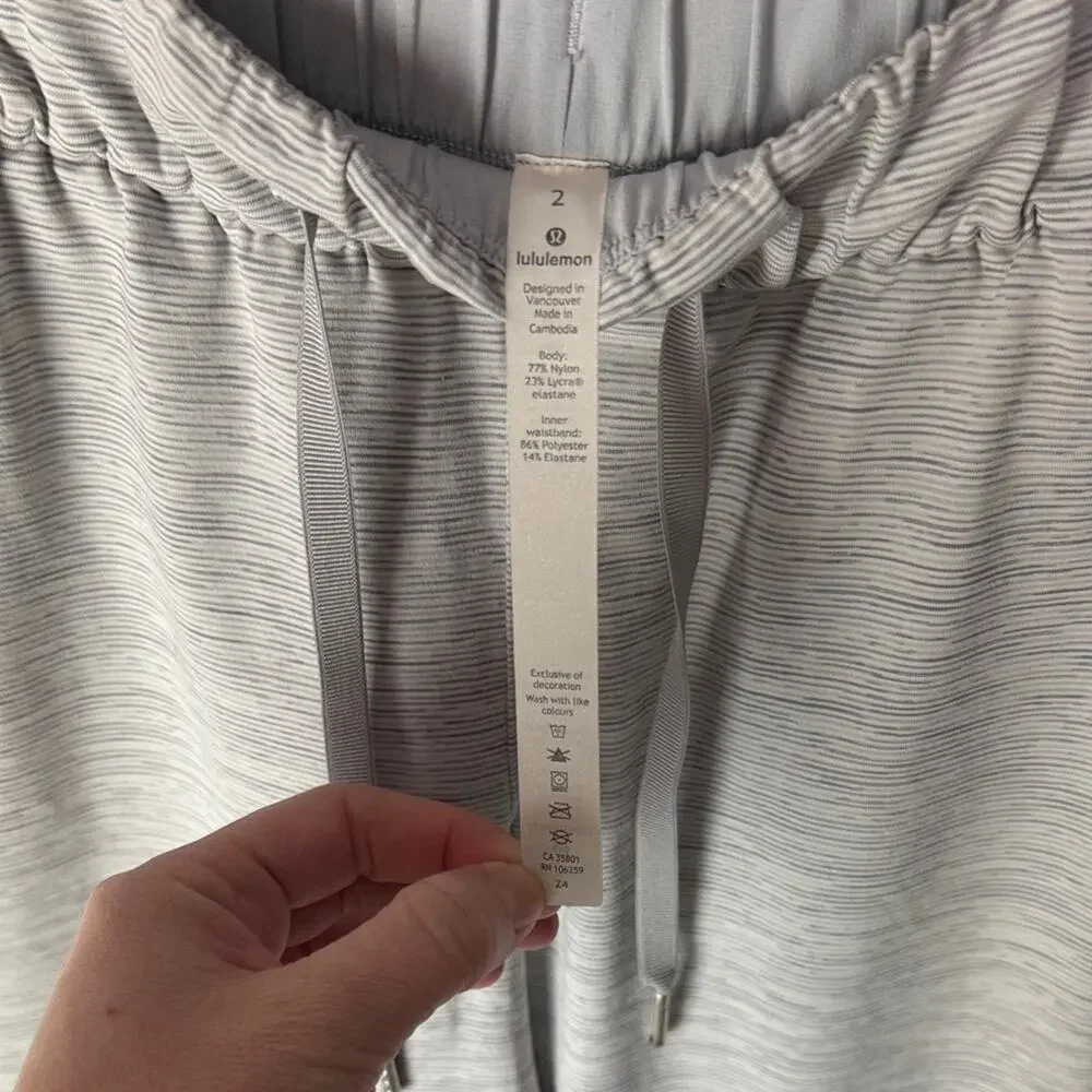 Lululemon Joggers - Women's 2